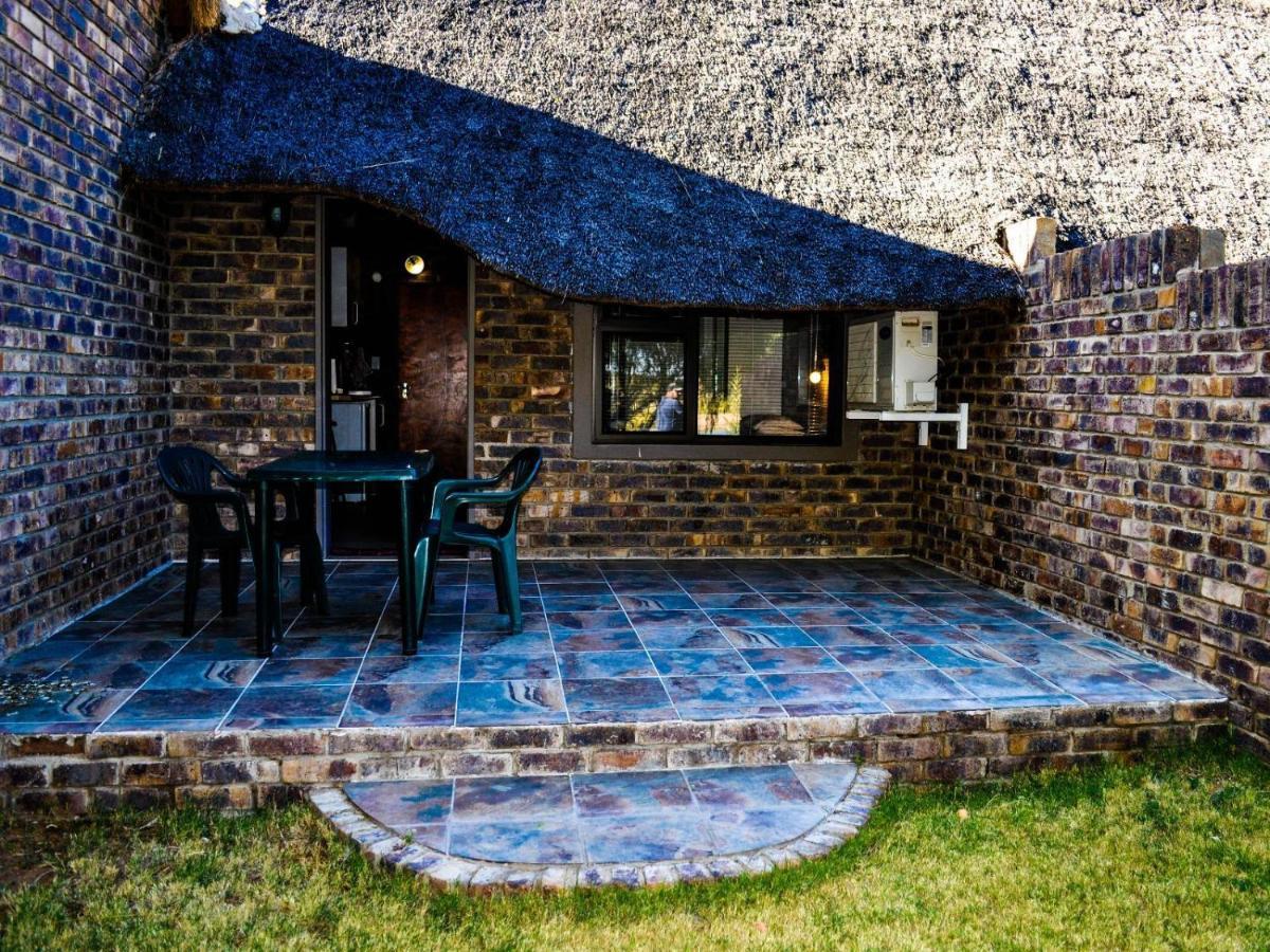 Die Dam - Transkalahari End Resort Gobabis Dış mekan fotoğraf