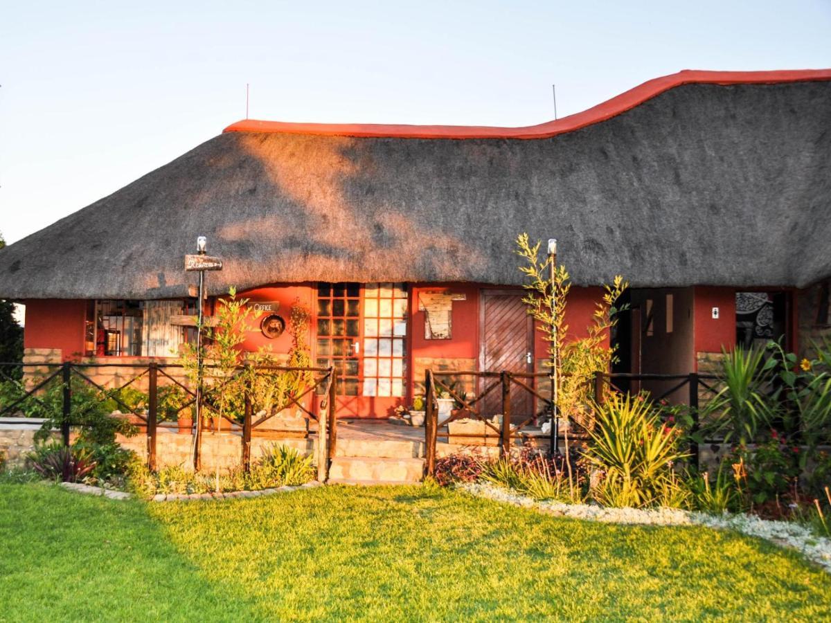 Die Dam - Transkalahari End Resort Gobabis Dış mekan fotoğraf