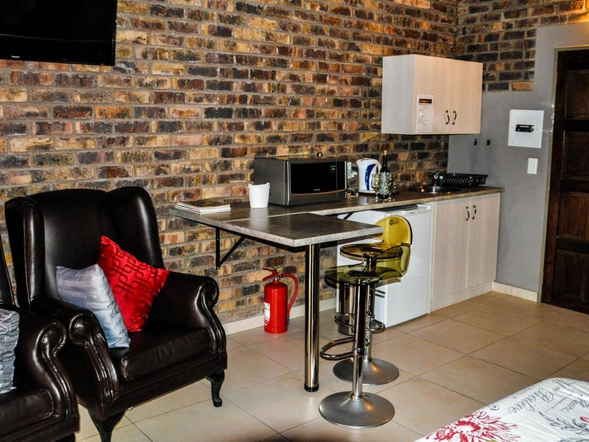 Die Dam - Transkalahari End Resort Gobabis Dış mekan fotoğraf