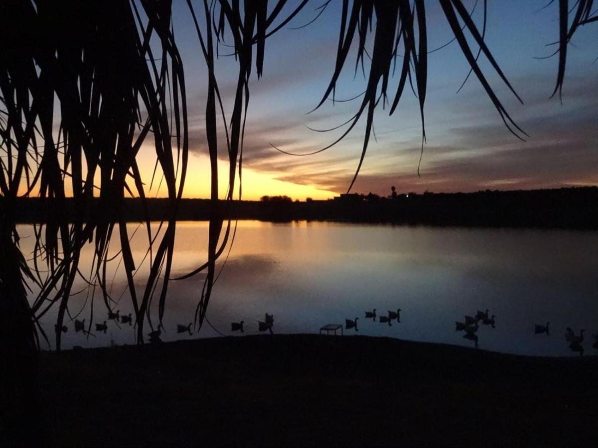 Die Dam - Transkalahari End Resort Gobabis Dış mekan fotoğraf